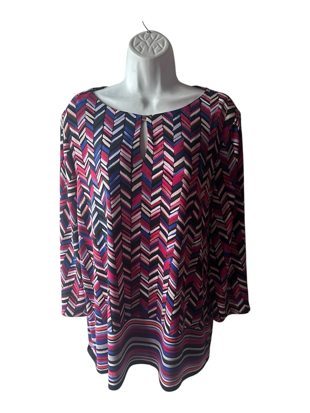 Chico’s Geometric Chevron Tunic Keyhole Neck 3/4 Sleeve Border Hem L